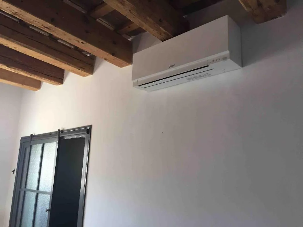 Cosy & Bright Apartment Near Ramblas Barcelona